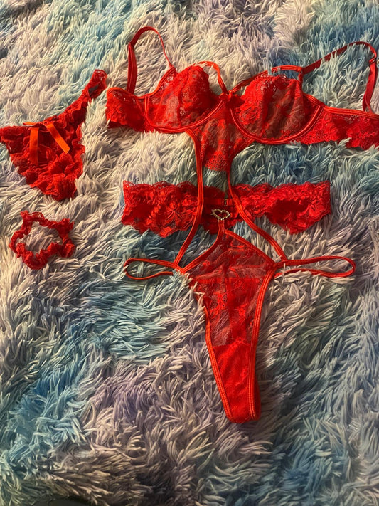 Gedragen lingerie set rood